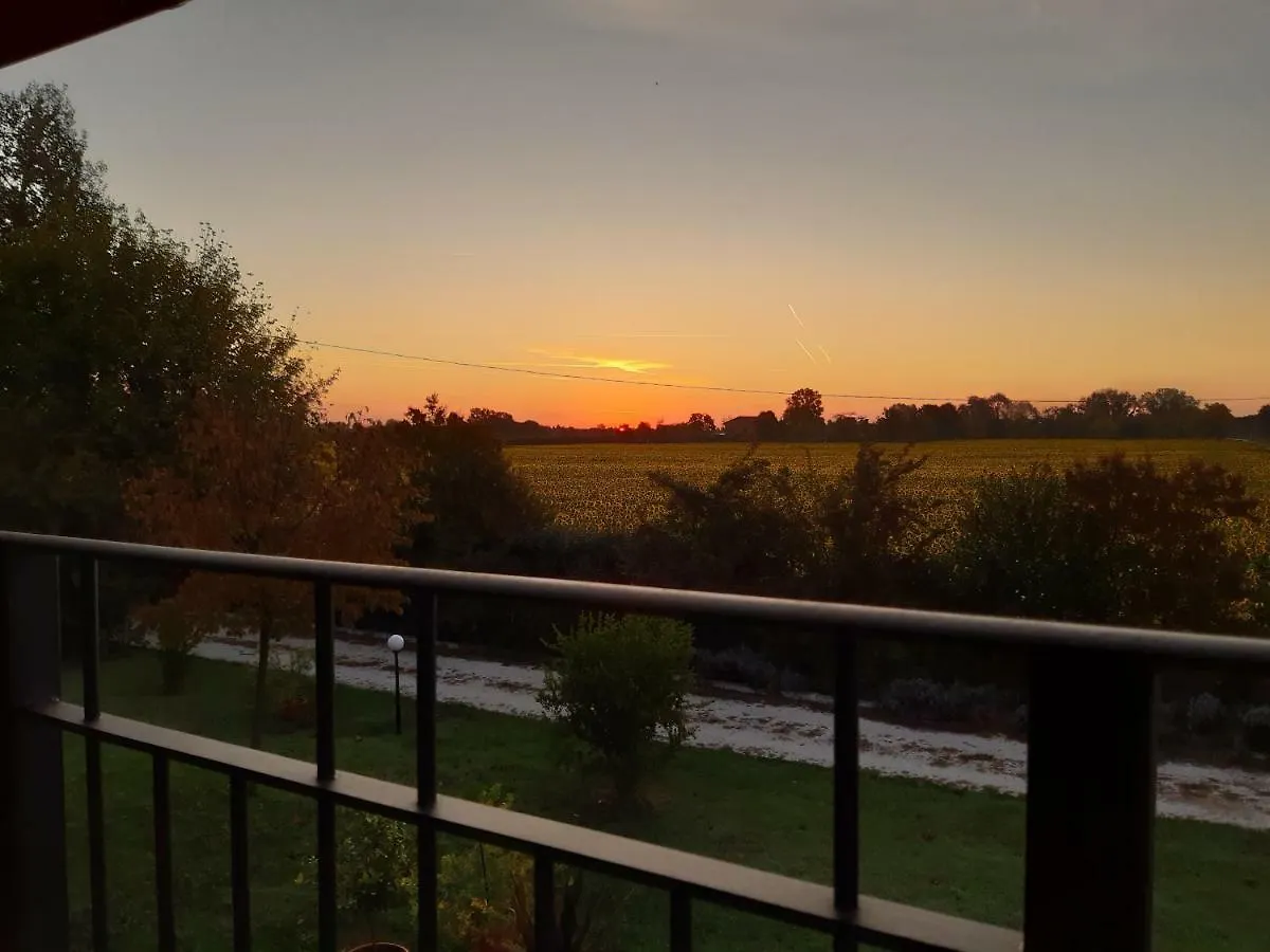 Santa Maria Di Lorgana Bed and Breakfast Minerbio